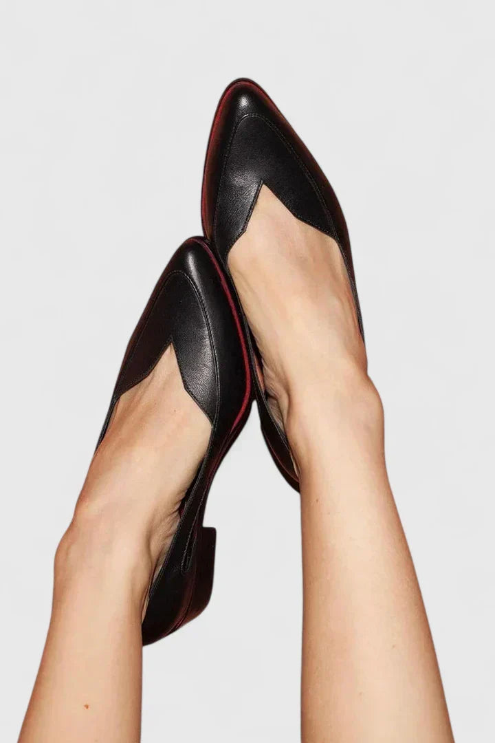 SELENE – CHIC POINTED TOE PUMPS