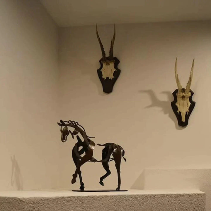 BowLift | Horse Sculpture - AdonisMetal - Rustic Elegance - Timeless Decorative Piece