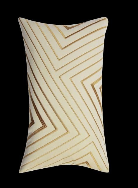BowLift | Luxurious geometric cushions - Elegance for the living room and the bedroom