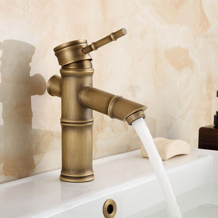 Azura | Farmhouse Brass Bathroom Faucet With Lever Handle Single Hole Sink Faucet