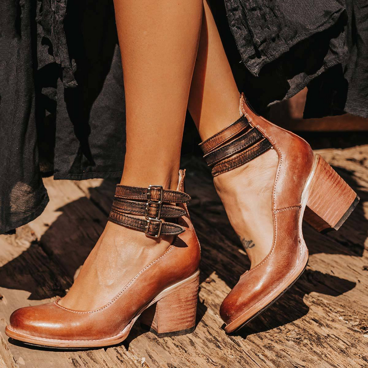 BRITTA – VINTAGE BUCKLE-STRAP BLOCK HEEL SHOES