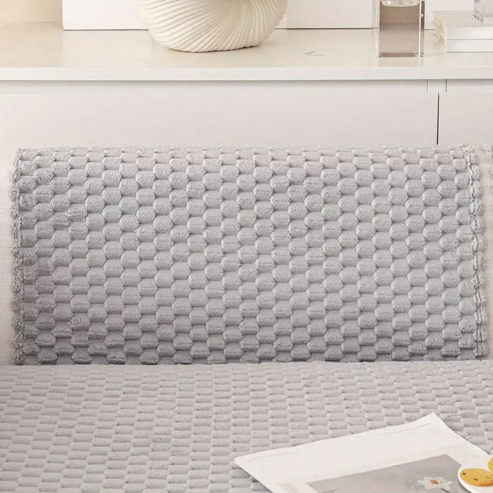 BowLift | CozySlip - The ultimate non-slip sofa cover for more comfort and style