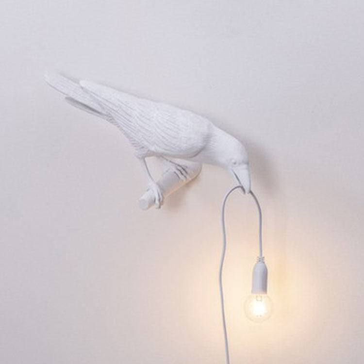 Auspicious bird table lamp personalized creative bedroom bedside animal shape bird resin wall lamp decoration