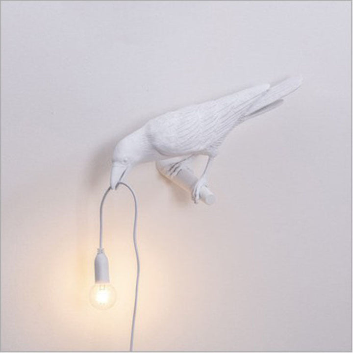 Auspicious bird table lamp personalized creative bedroom bedside animal shape bird resin wall lamp decoration
