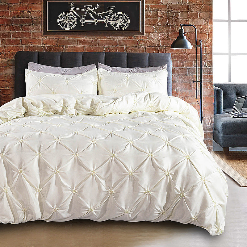 BowLift 丨 Embroidered Craft Three-piece Bedding Set (Pillowcase & Quilt Cover)