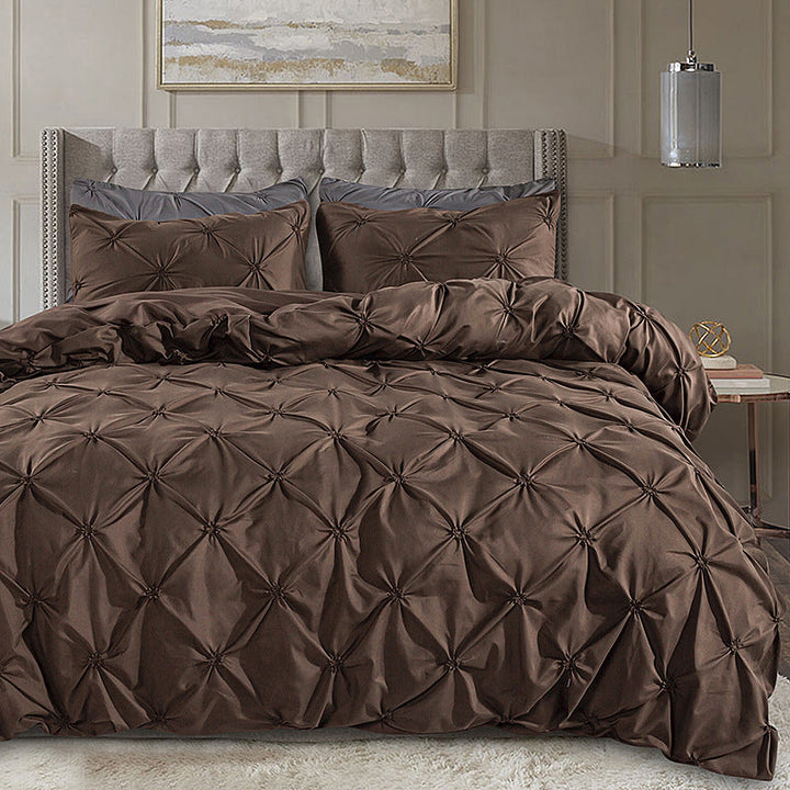 BowLift 丨 Embroidered Craft Three-piece Bedding Set (Pillowcase & Quilt Cover)