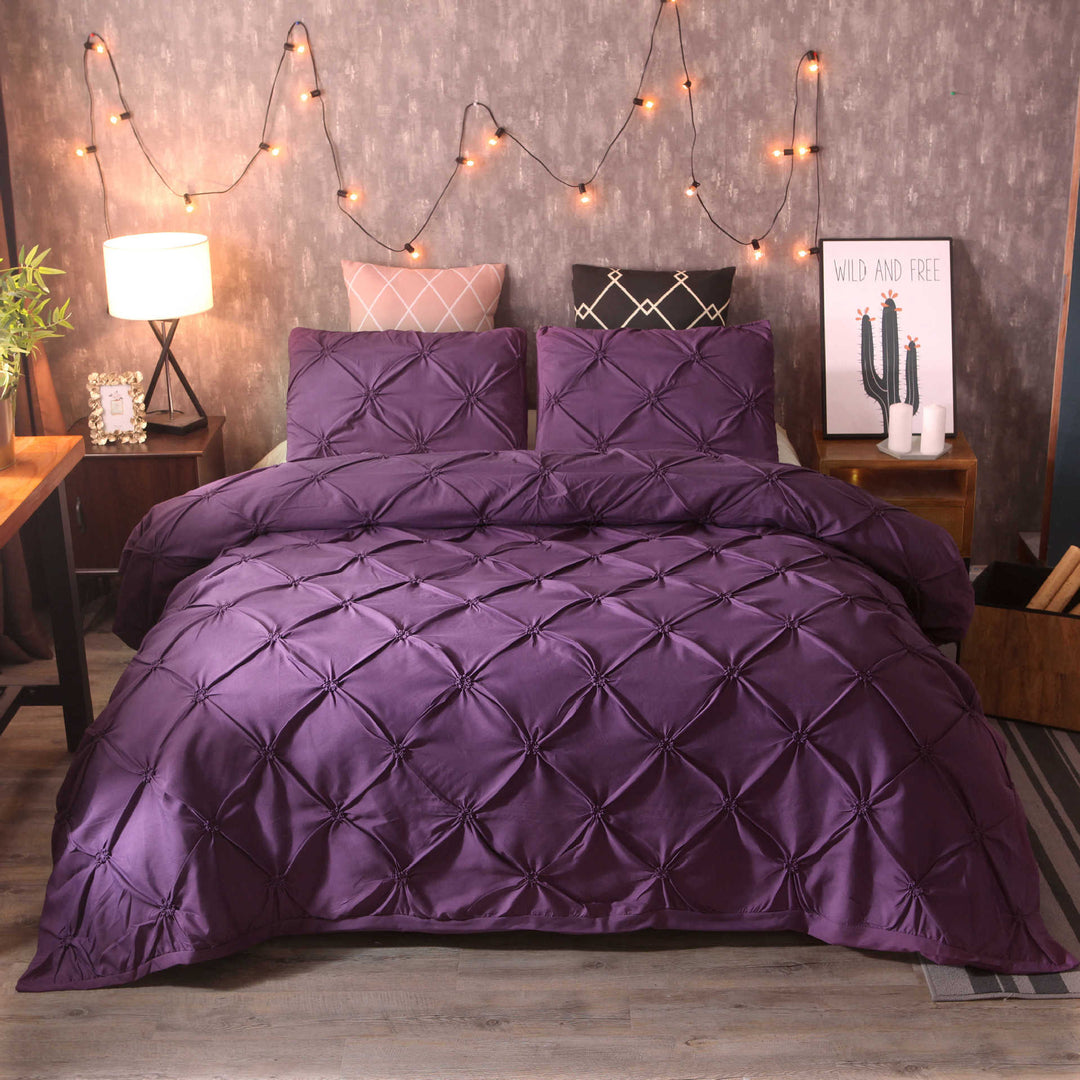 BowLift 丨 Embroidered Craft Three-piece Bedding Set (Pillowcase & Quilt Cover)