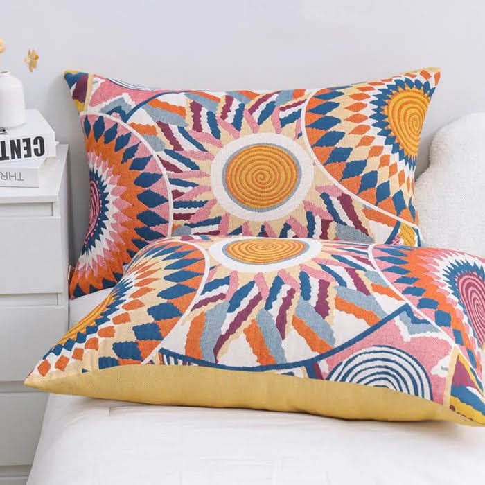 BowLift | SUZY - Cotton pillow cover with minimalist chic