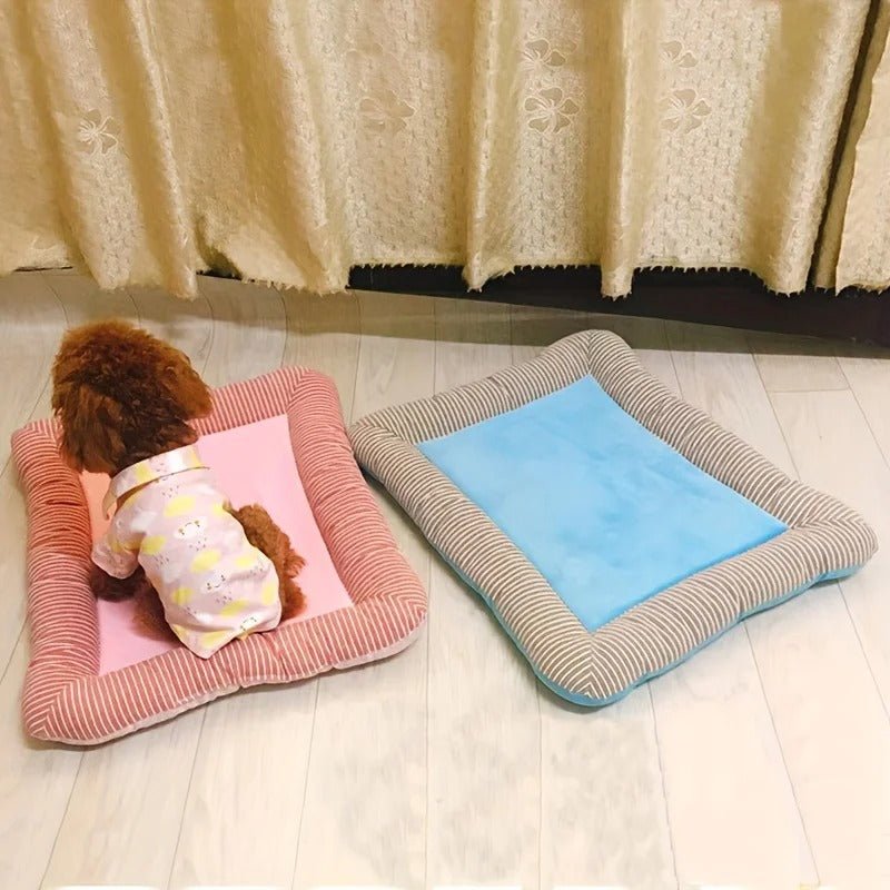 Cooling mat for pets with raised padded edge | Azura