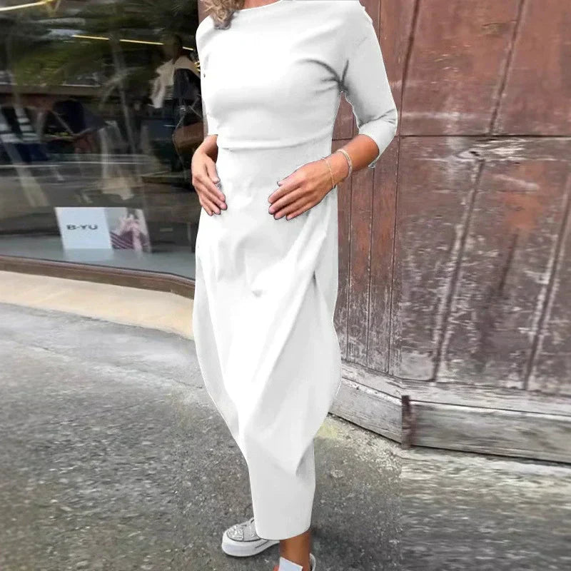 Elizabeth | Timeless Dress with Practical Sophistication