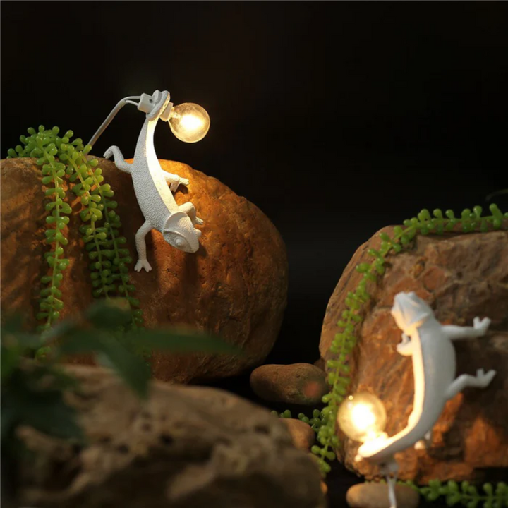 BowLift | Lizard Table Lamp