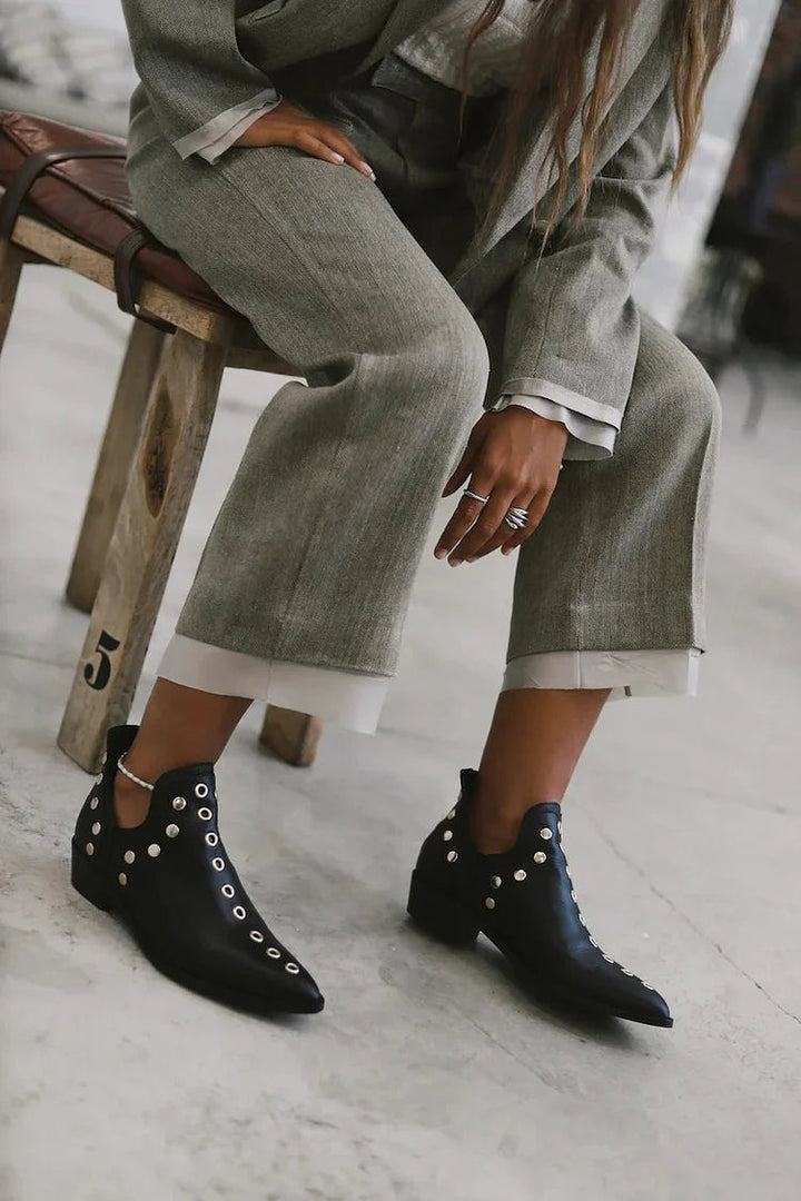 POINTED STUDDED ANKLE BOOT