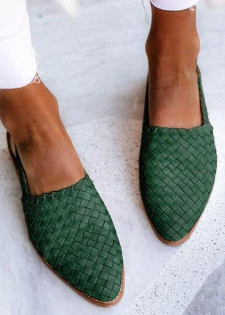 Arielle-Claire - Elegance & Comfort in Every Step