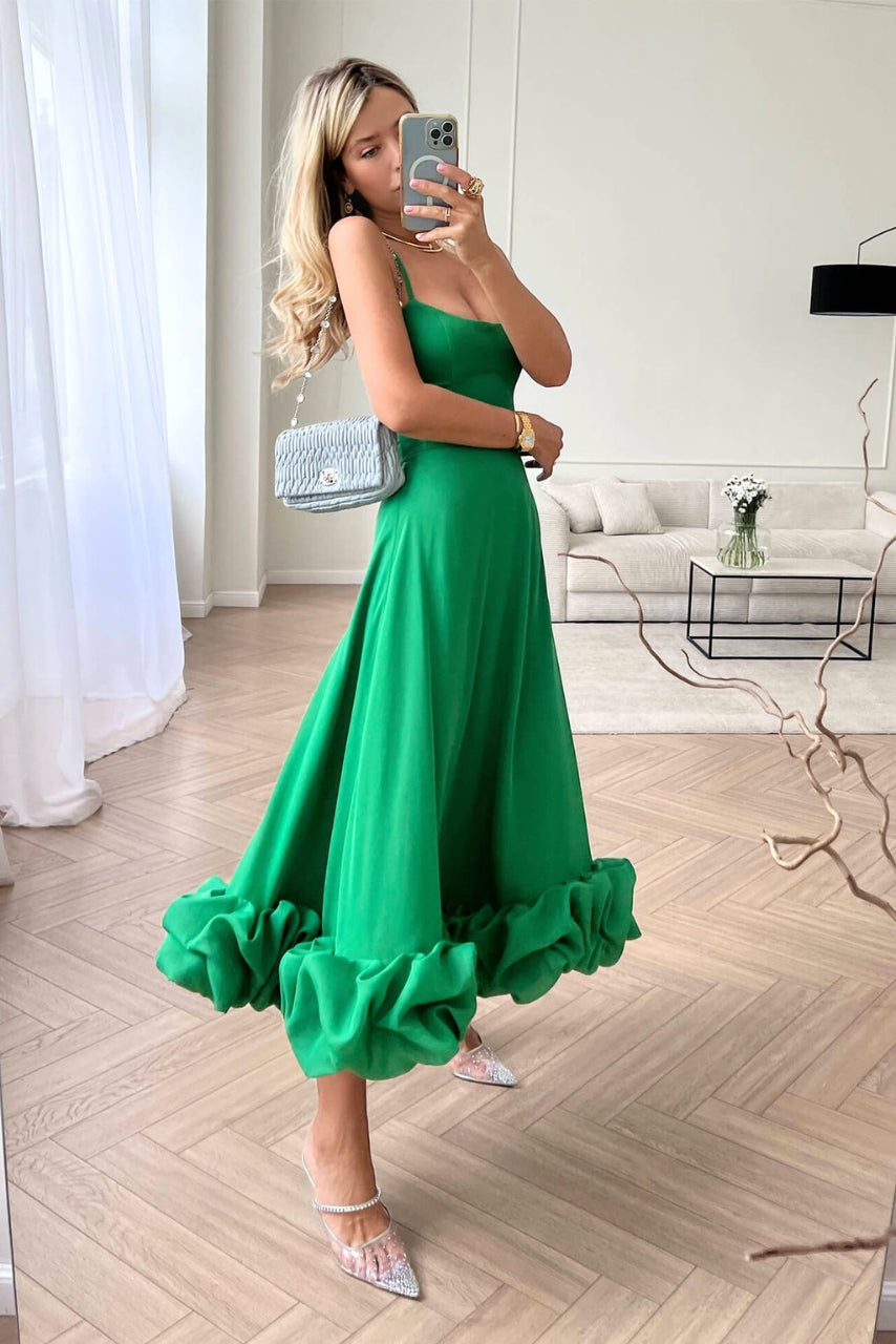 Ariana | Graceful Flowing Dress