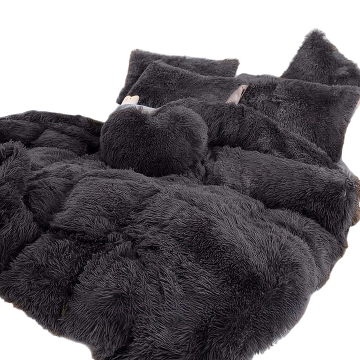 BowLift | Three-Piece Velvet Bedding Set with Velvet Finish