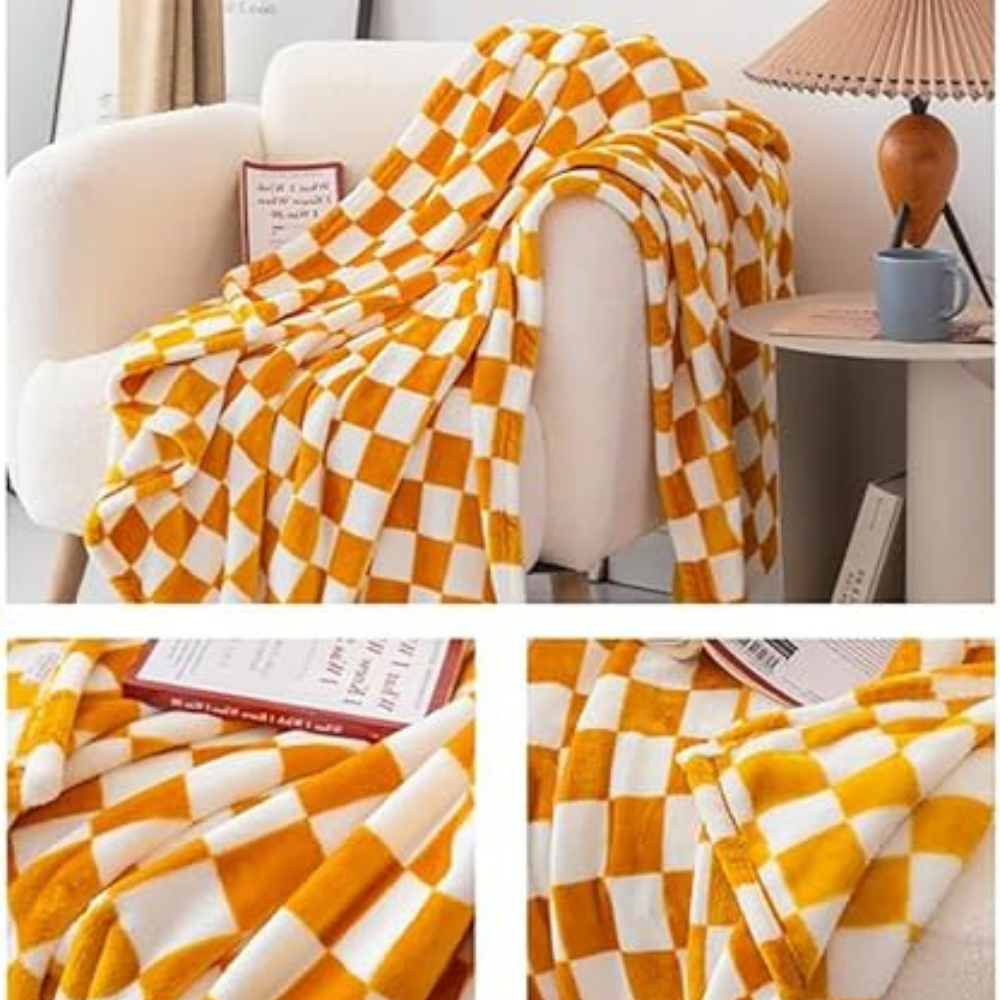 Azura | Stylish blanket in checkered pattern for your home