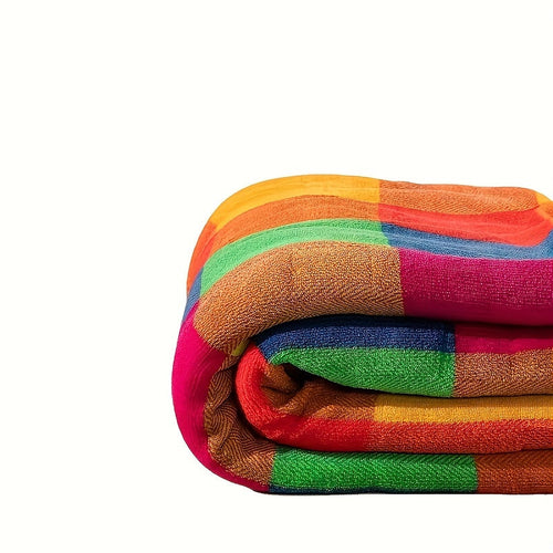 Azura | Coral fleece blanket – Reversible thick Sherpa blanket with a colorful checkered pattern