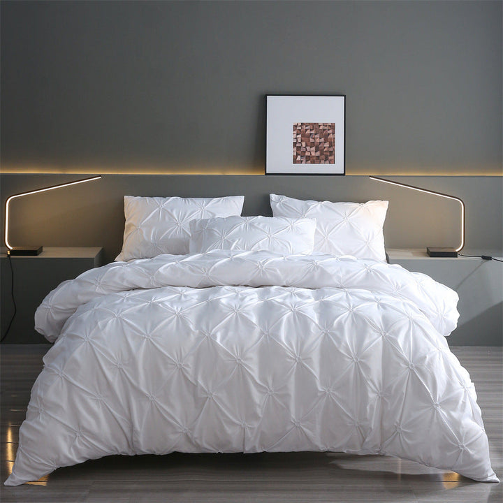 BowLift 丨 Embroidered Craft Three-piece Bedding Set (Pillowcase & Quilt Cover)