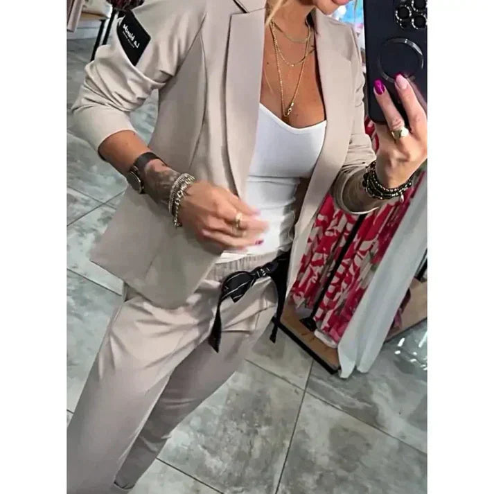 Ariane | Elegant Blazer and Pants Set