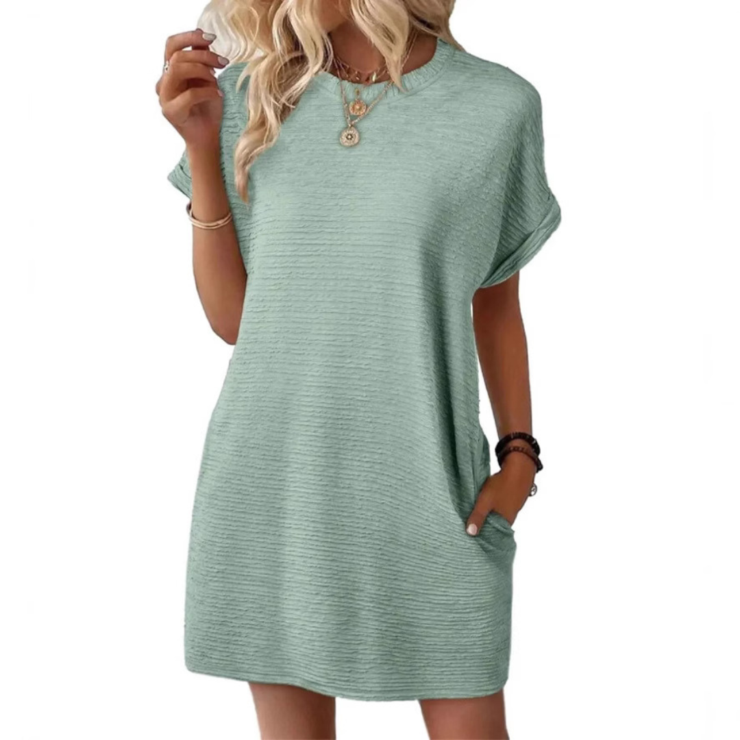 SOPHIA – LAID-BACK CHIC T-SHIRT DRESS