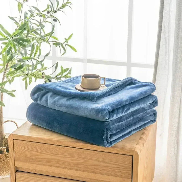 Azura | Thick Flannel Blanket - FlannelWarm
