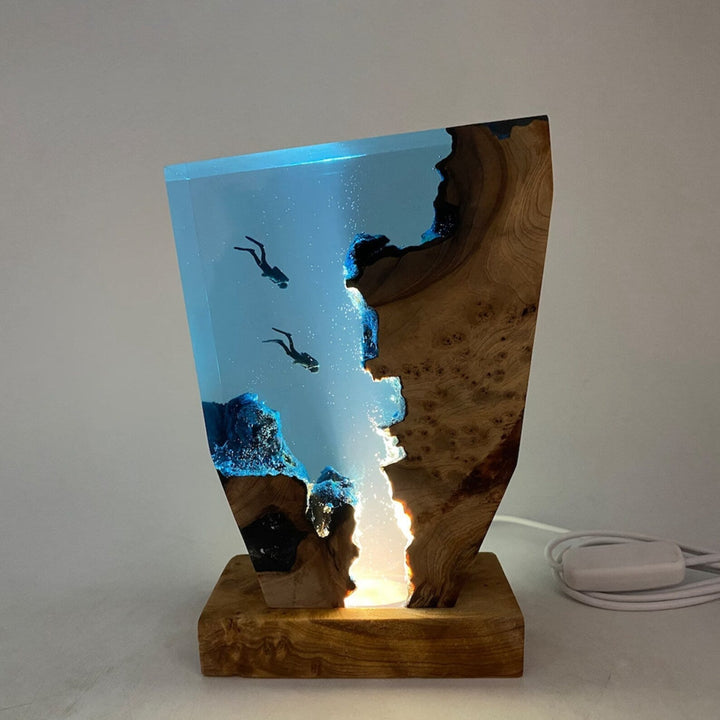 BowLift | Stylish Ocean Karst Diver Table Lamp for Your Home