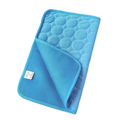 Azura | Cooling mat for pets with non-toxic self-cooling gel