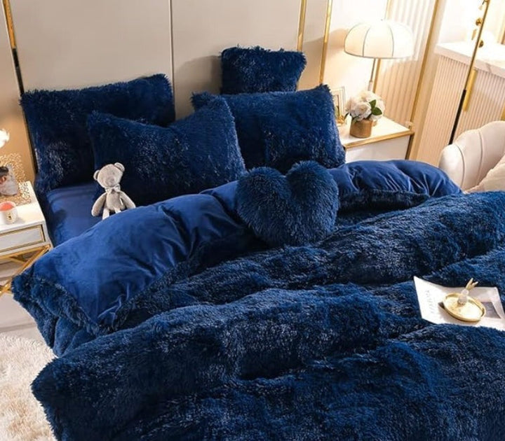 BowLift | Luxury Plush Duvet Cover with Zipper Closure and Corner Straps