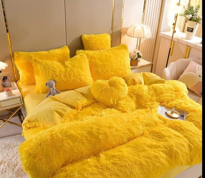 BowLift | Luxury Plush Duvet Cover with Zipper Closure and Corner Straps