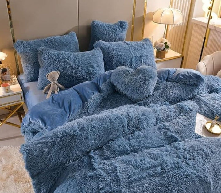 BowLift | Luxury Plush Duvet Cover with Zipper Closure and Corner Straps