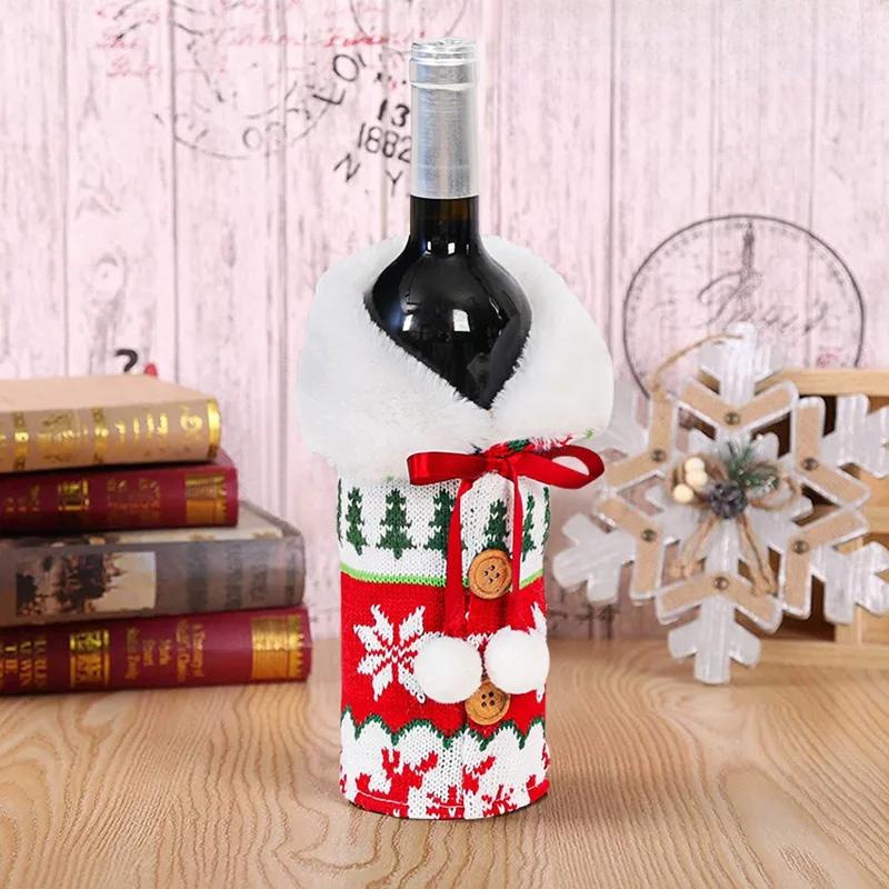 Christmas bottle cover with fur collar – festive cover for wine bottles, gnome decoration for Christmas, perfect as gift wrapping | Azura