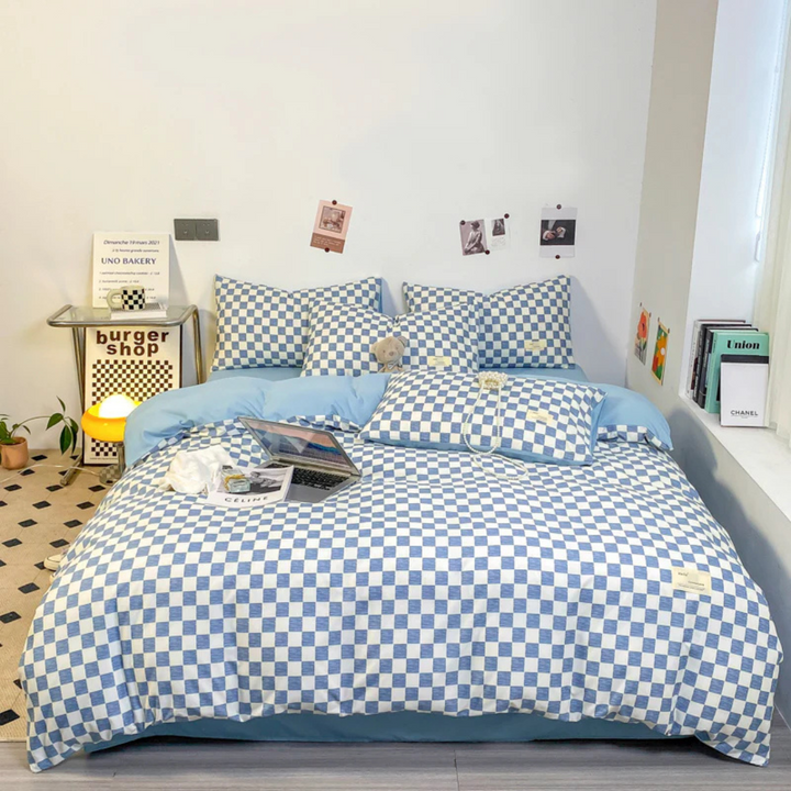 BowLift | Luxury Duvet Cover with Checkered Pattern