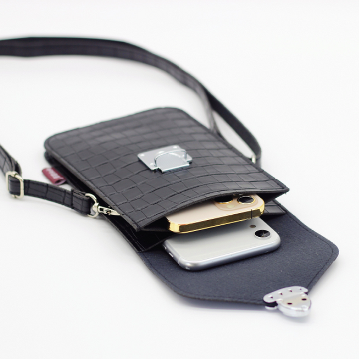 Azura | Wearable Touchscreen Phone Case
