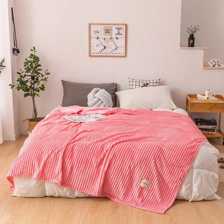 Azura | Thick Flannel Autumn Blanket - WarmHaven