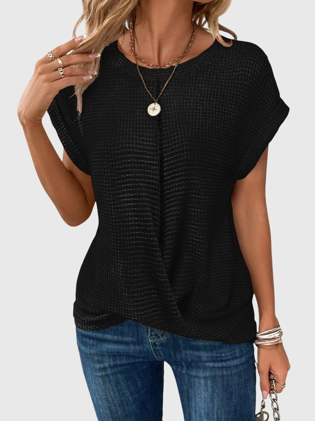 Isa | Elegant Blouse With Crew Neck