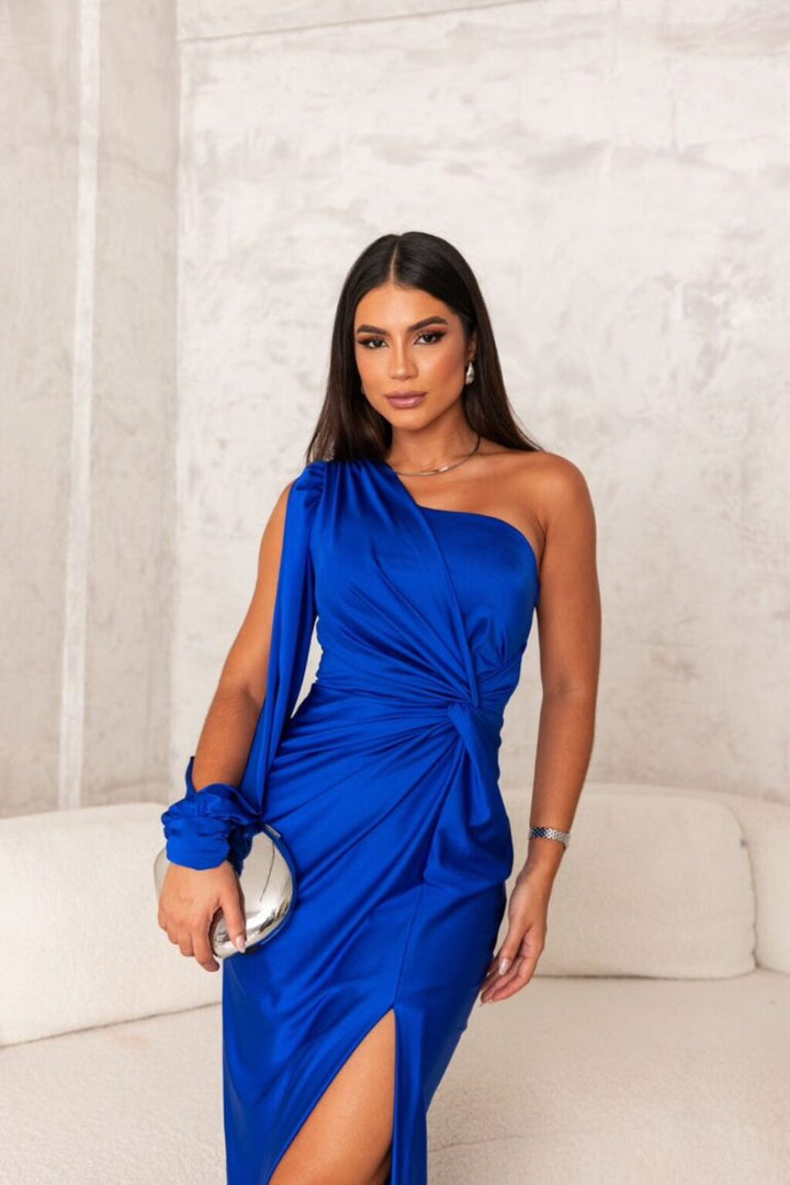 Isabelle - Elegant Dress with Finesse