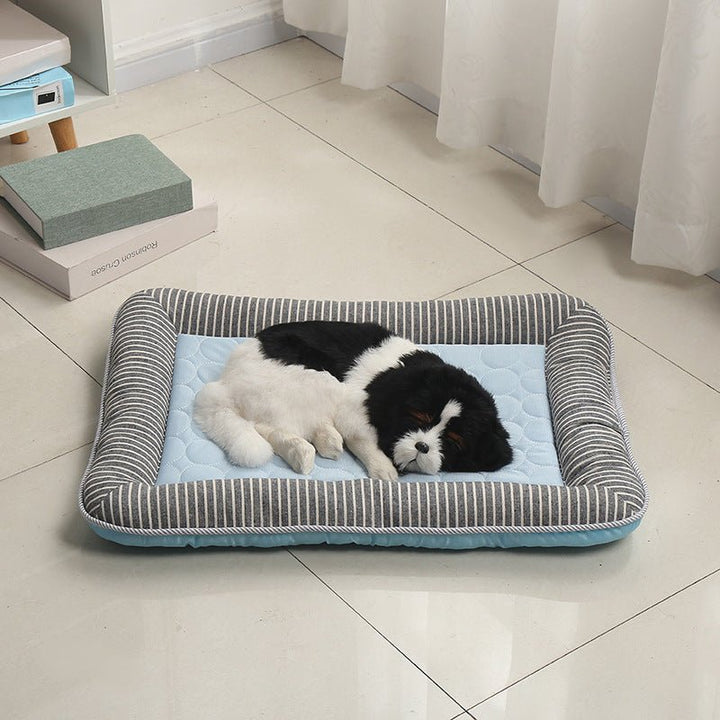 Cooling mat for pets with raised padded edge | Azura