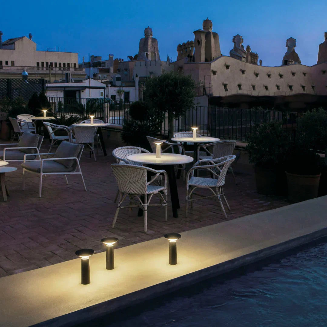 BowLift | InfiNight - Modern table lamp with touch sensor | Dimmable brightness
