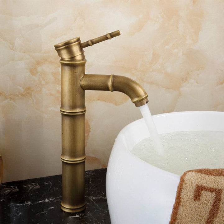 Azura | Farmhouse Brass Bathroom Faucet With Lever Handle Single Hole Sink Faucet