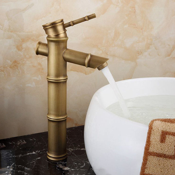 Azura | Farmhouse Brass Bathroom Faucet With Lever Handle Single Hole Sink Faucet