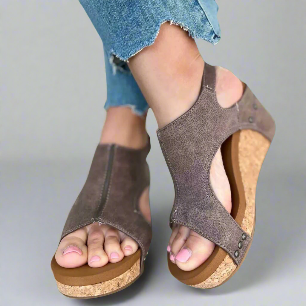 Mechthild | Orthopedic sandals for daily support