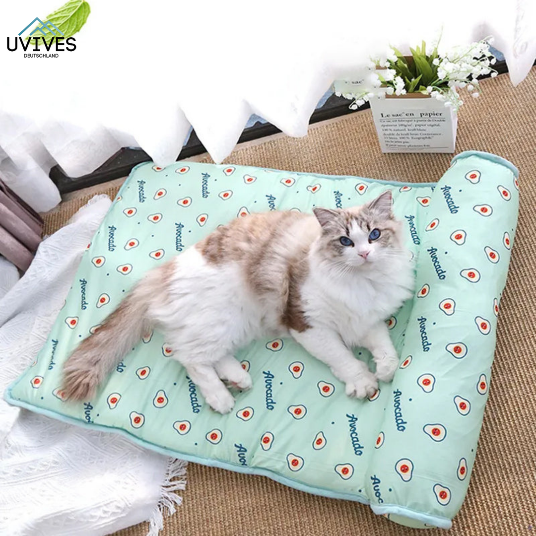 Cooling Mat Ice Silk for Dogs and Cats – Self-Cooling Without Electricity | Azura