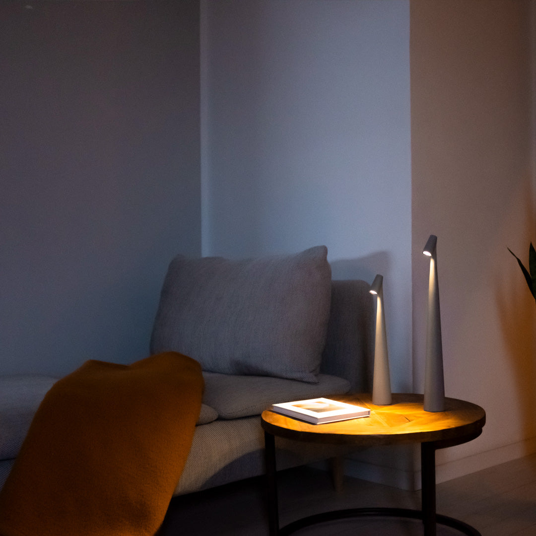 BowLift | Table Lamp Modern Red Metal LED Light