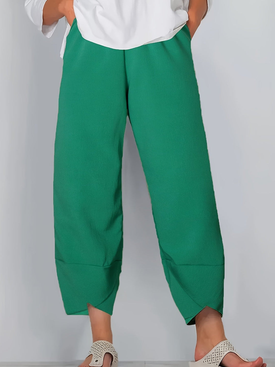 Glenda – Asymmetric Crop Pants