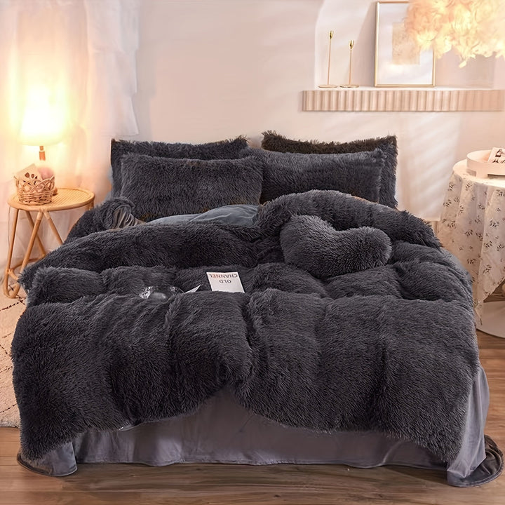 BowLift | Three-Piece Velvet Bedding Set with Velvet Finish