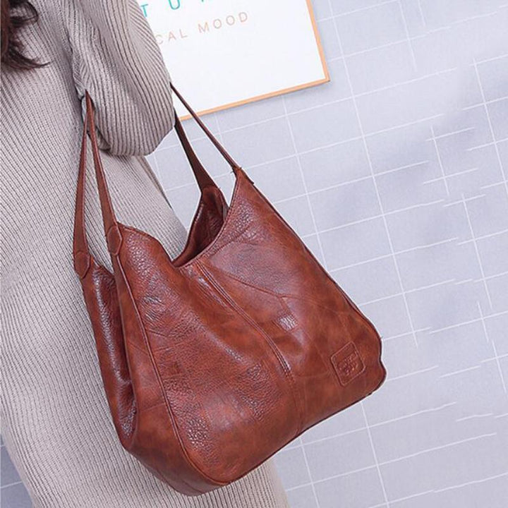 GIGI – CLASSIC SHOULDER TOTE BAG