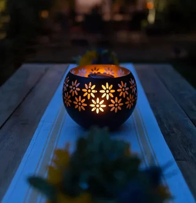 BowLift | Flower Pattern Candle Lamp – Decorative LED Table Lamp for Stylish Lighting