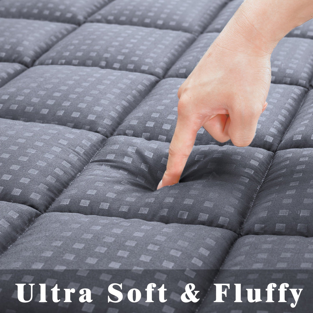 Ultimate Cooling Mattress Pad – Premium Quilted Pillow Top, Luxuriously Fluffy and Ultra-Breathable with Secure 14-18 Deep Pocket Cover – Enhanced Sleep Comfort, 1pc | Azura