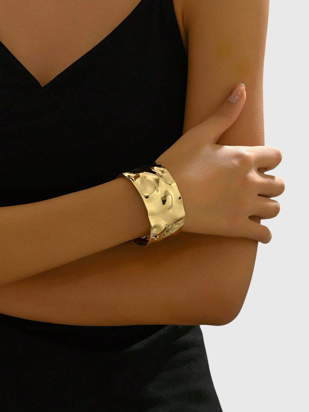 Audrey | Hammered Bracelet