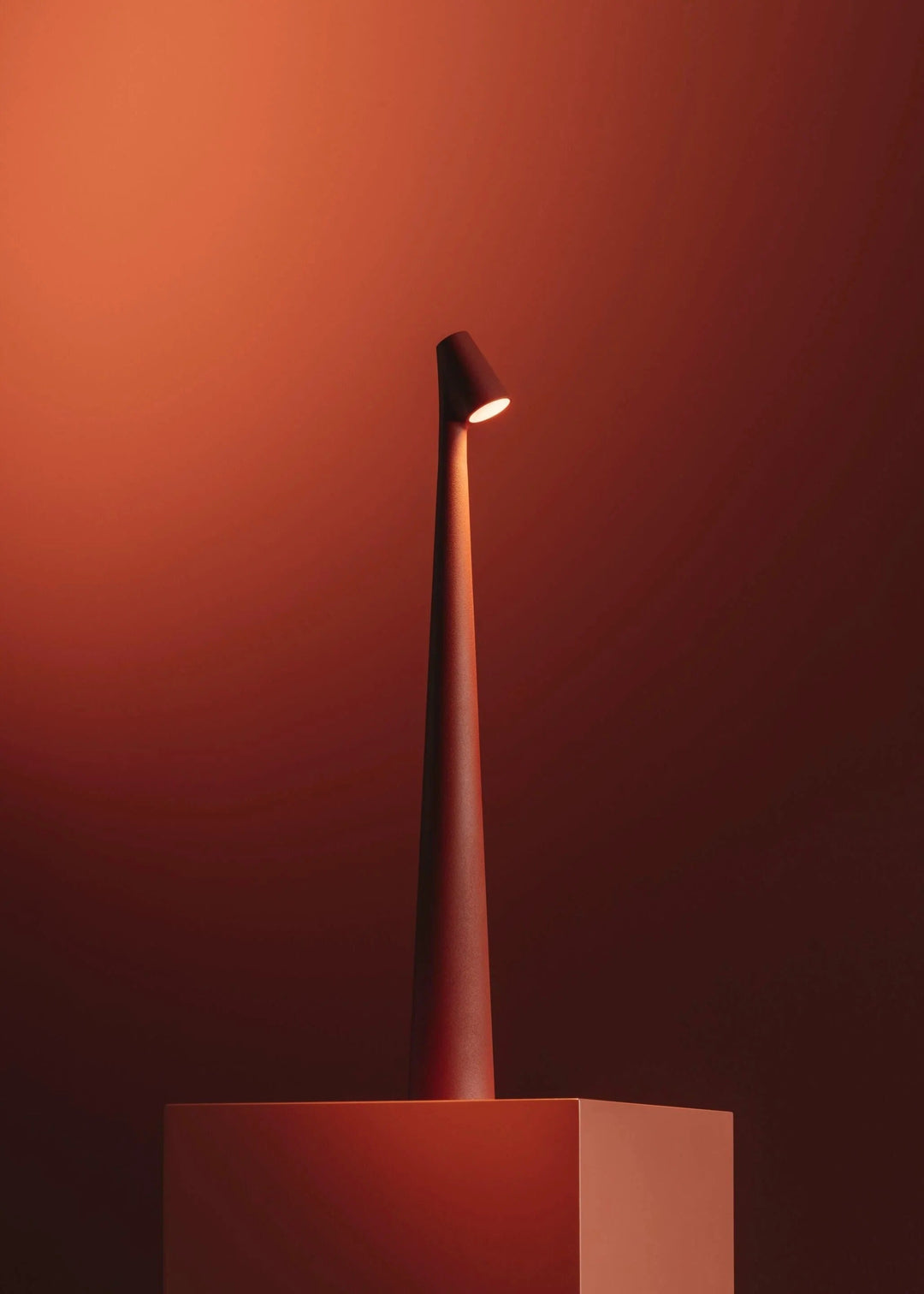 BowLift | Wireless LED Table Lamp with Dimming – Modern Nordic Style Design
